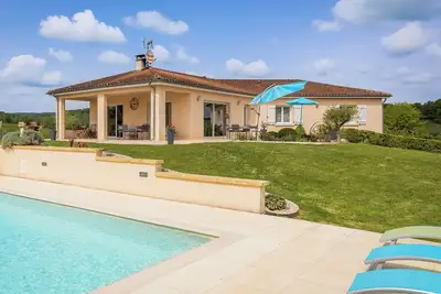 Image de Raphaelle, spacieuse villa avec piscine privée et studio