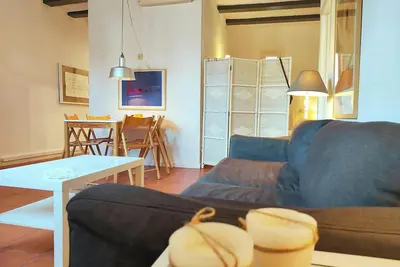 Image de Top floor apt in the heart of Bcn. 3 ppl. R. E.