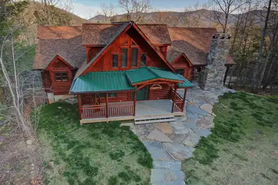 Image de Fabuleux chalet de montagne près d'Asheville et de la Montagne Noire
