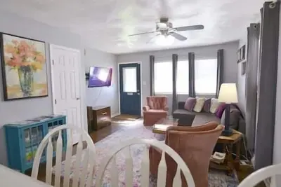 Image de Meyer's Place: votre «chez-vous» à Bloomington