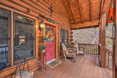 Image de \"Little Rock Creek Cabin\" - 10 minutes de Blue Ridge!