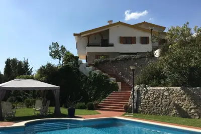 Image de Magnifique villa avec piscine privée. Idéale en famille ou entre amis