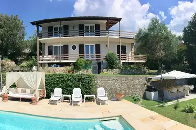 Image de Alcova B & B Reggello, Toscane, pas seulement un autre B & B. . .