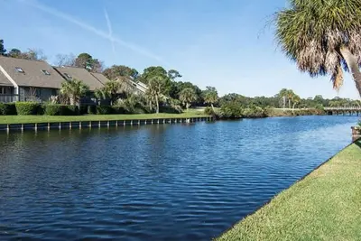 Image de Dates de septembre et d'octobre disponibles - Jouez au golf et au tennis à Palmetto Dunes