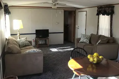 Image de Privé en ville Home! Prix très raisonnable et propre! ! !