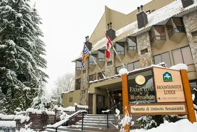 Image de Deluxe Whistler Village, Suite Côté Montagne