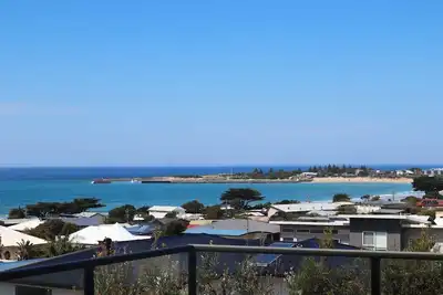 Image de The Lookout - Vue ÉLEVÉE Sur L'OCÉAN Panoramique Et La Baie D'Apollo