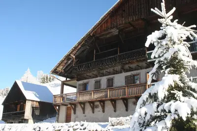 Image de Très beau chalet traditionnel de charme 3*- Portes du soleil - vue magnifique