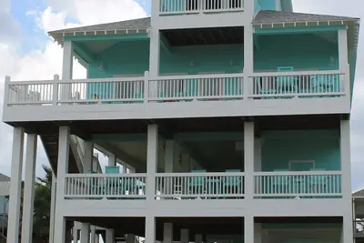 Image de Coconut Sunrise: Un Vrai Ascenseur Plus Mezzanine Deck! ! RÉSERVEZ Vos Vacances Maintenant!