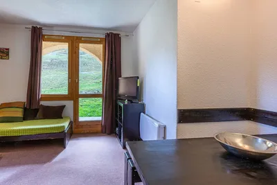 Image de Valmorel, 2 pièces au pied des pistes avec terrasse, cuisine équipée et animaux admis