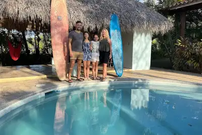 Image de 'Casa Las Olas', Maison avec piscine privée Nr Surf Beach.