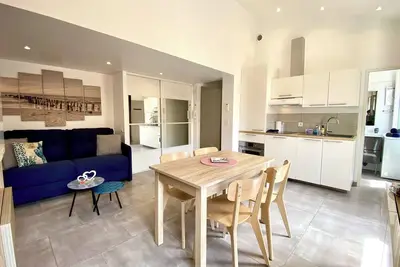 Image de T2 entièrement neuf au coeur des ruelles (Gd confort : 2sdb, 2 Wc)