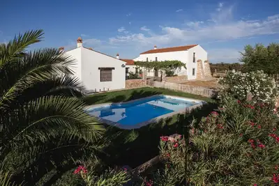 Image de Cortijo La Panadera (location complète) 6 chambres avec salle de bain privée