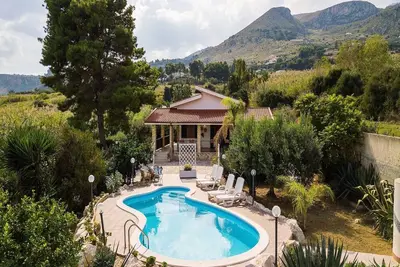 Image de Villa en Sicile avec piscine et plage