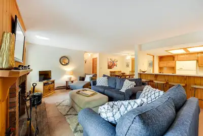 Image de Condo Riverfront Lincoln avec piscine et navette gratuite!