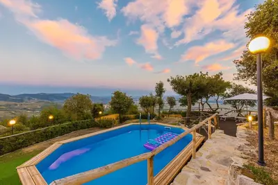 Maison de vacances privée avec climatisation, Wifi, piscine privée, bain à remous, Tv, patio