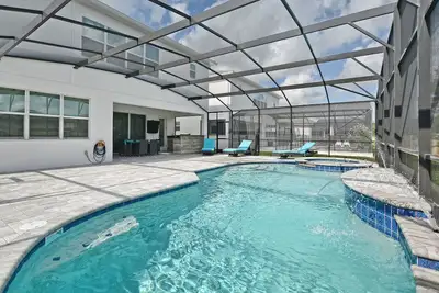 Image de Superbe maison 6 Ensuites à proximité de Disney