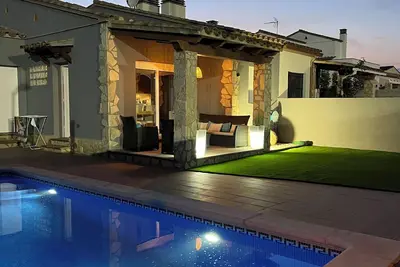 Chalet in l'Escala with Pool