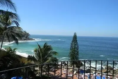 Image de Incroyable Beachfront-Oceanview, White Beaches Puerto Vallarta Condo