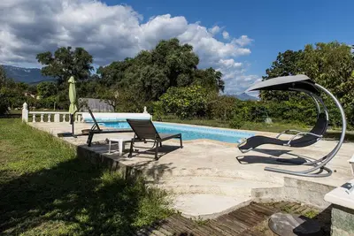 Image de Maison, piscine, havre de paix