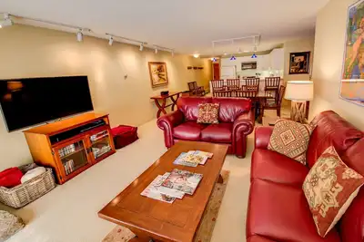 Image de Condo spacieux avec un excellent emplacement à la base de la montagne d'Aspen