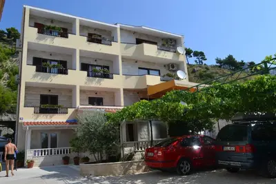 Apartments Karlo