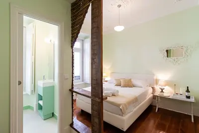 Image de GuestHouse - Double Room with Private Bathroom - (Room 2 Uriel )