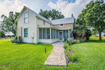 Image de 11 établissements vinicoles dans 5 miles. 1890 de campagne isolée Chambre le 4 Acres.