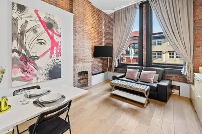 Image de Loft Waterfront élégant au coeur du centre-ville!