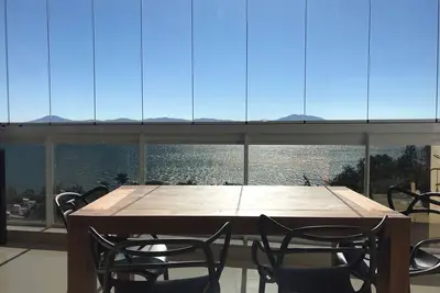 Image de Appartement haut de gamme avec vue mer!
