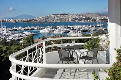 Image de Elegantice Sea View Elegant Apartment à Marina Floisvos