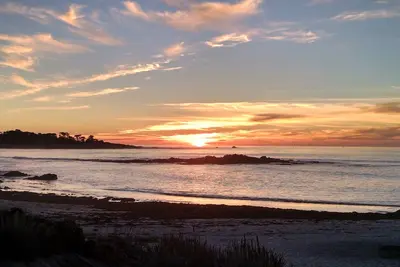 Image de Charmante maison de Pebble Beach sur un terrain de golf