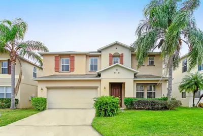 Image de Génial 3431 Sq Ft, 6 Br / 4. 5 Ba, Piscine + Spa pour 6 personnes, Disney 13 minutes, WiFi 100 Mbps