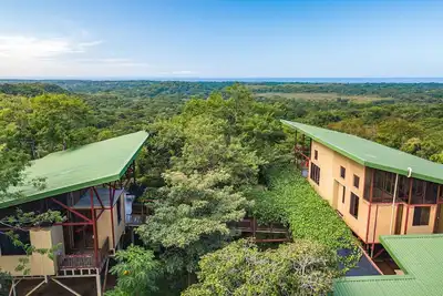 Unique 3br Costa Rica Jungle Tree House à Playa Negra