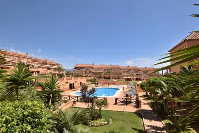 Image de Superbe appartement 2 chambres en bord de mer, club enfants, bars et restaurants sur place
