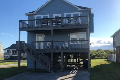 Image de Orange Sky Obx, 3br 2-1 / 2 Bath, 15. 5 Mp On The Beach Road, Pet Friendly
