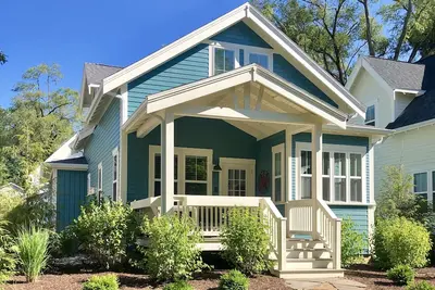 Image de Nouveau Designer Luxury Cottage ~ Piscine chauffée