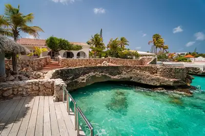 Image de Oceanfront Villa Avec Private Bay accès direct à la mer des Caraïbes