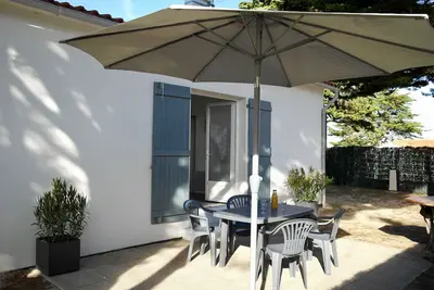 Image de Charmante maison Ă 500 m de la cĂ´te, pour 4