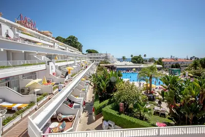 Image de Au Club de la plage de Oura, à 50m de la plage. Prix speciaux pour long sejour en hiver.