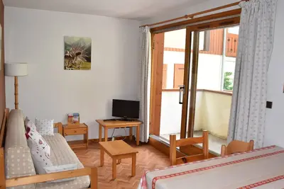 Image de Soleil, Balcon et Confort au Centre de Pralognan - 2 Chambres pour 4 Personnes