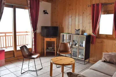 Image de Duplex Confortable Ă Pralognan-la-Vanoise avec Wifi et Terrasse Sud, Ă 400m des Commerces