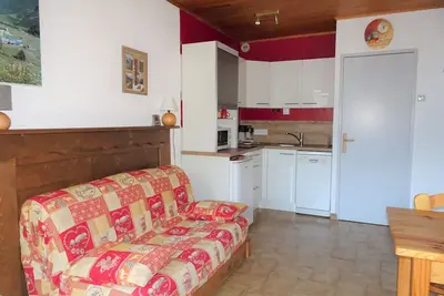 Image de Studio Ensoleillé avec Terrasse Sud, Proche Piscine et Télécabine