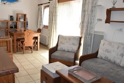 Image de Appartement cosy proche du centre, 2 balcons, 3 pièces, 400 m du téléphérique