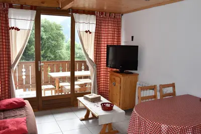 Image de Studio mezzanine, terrasse sud, proche commerces et télécabine à Champagny-en-Vanoise
