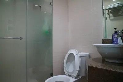 Eastwood Le Grand Tower 3