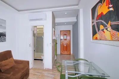 Image de Studio pour la saison avec vue latérale sur la mer!