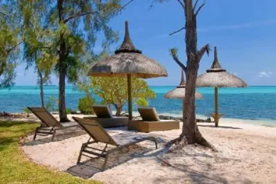 Image de Fabuleuse villa de luxe, Pieds dans l'eau. Piscine privée.