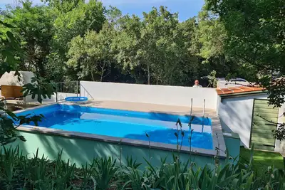 Image de Ile de Krk \/ Croatie: maison avec grand jardin privé, tranquillité, piscine, plage à 1 km