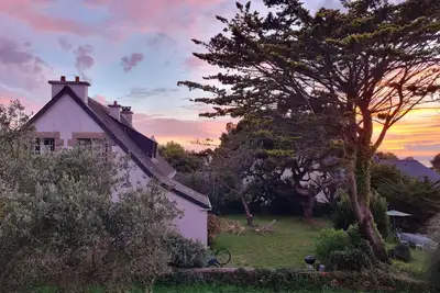 Image de Maison familiale ombragée, bord de mer, 5 mn de la cote sauvage